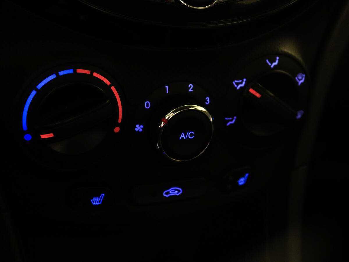 Хендай Солярис б/у, 2012, Автоматическая. Фото: #15