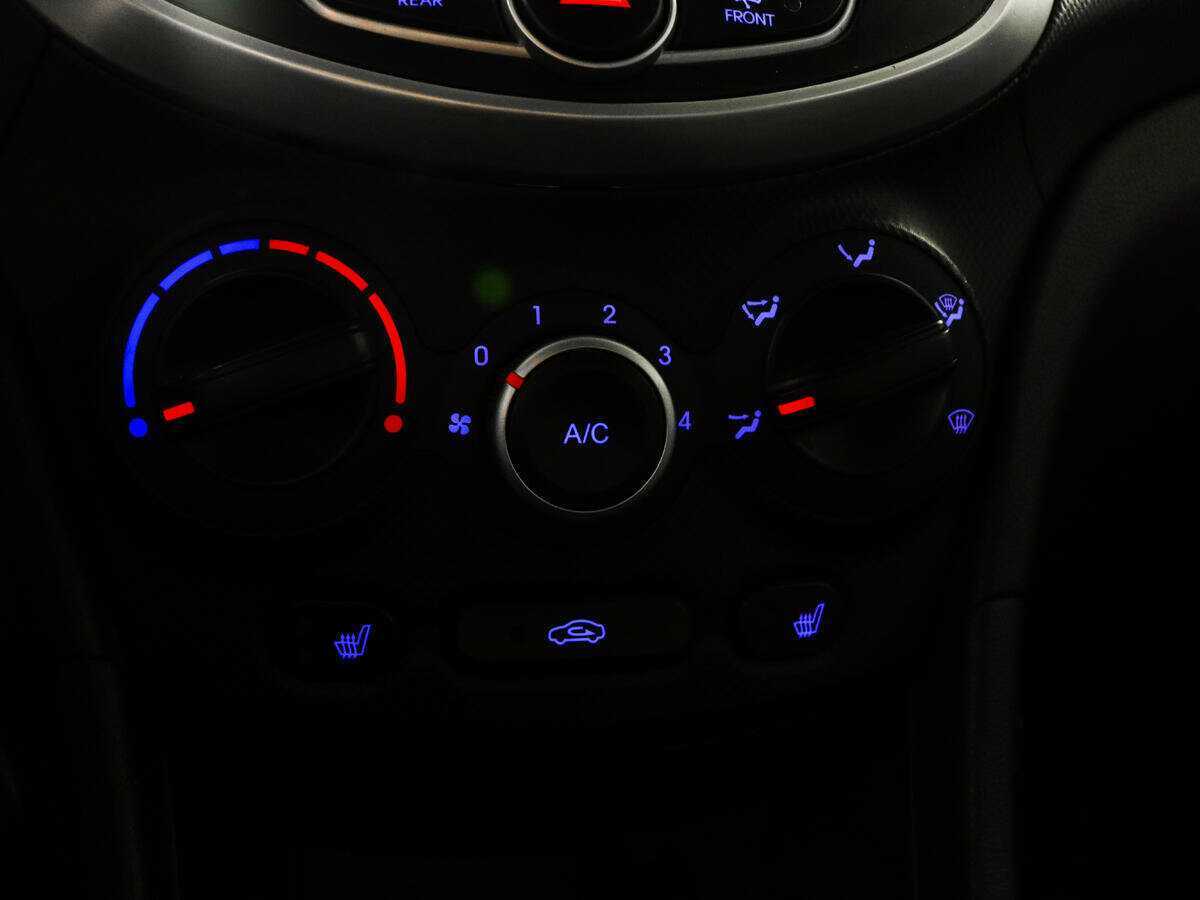 Хендай Солярис б/у, 2013, Автоматическая. Фото: #13