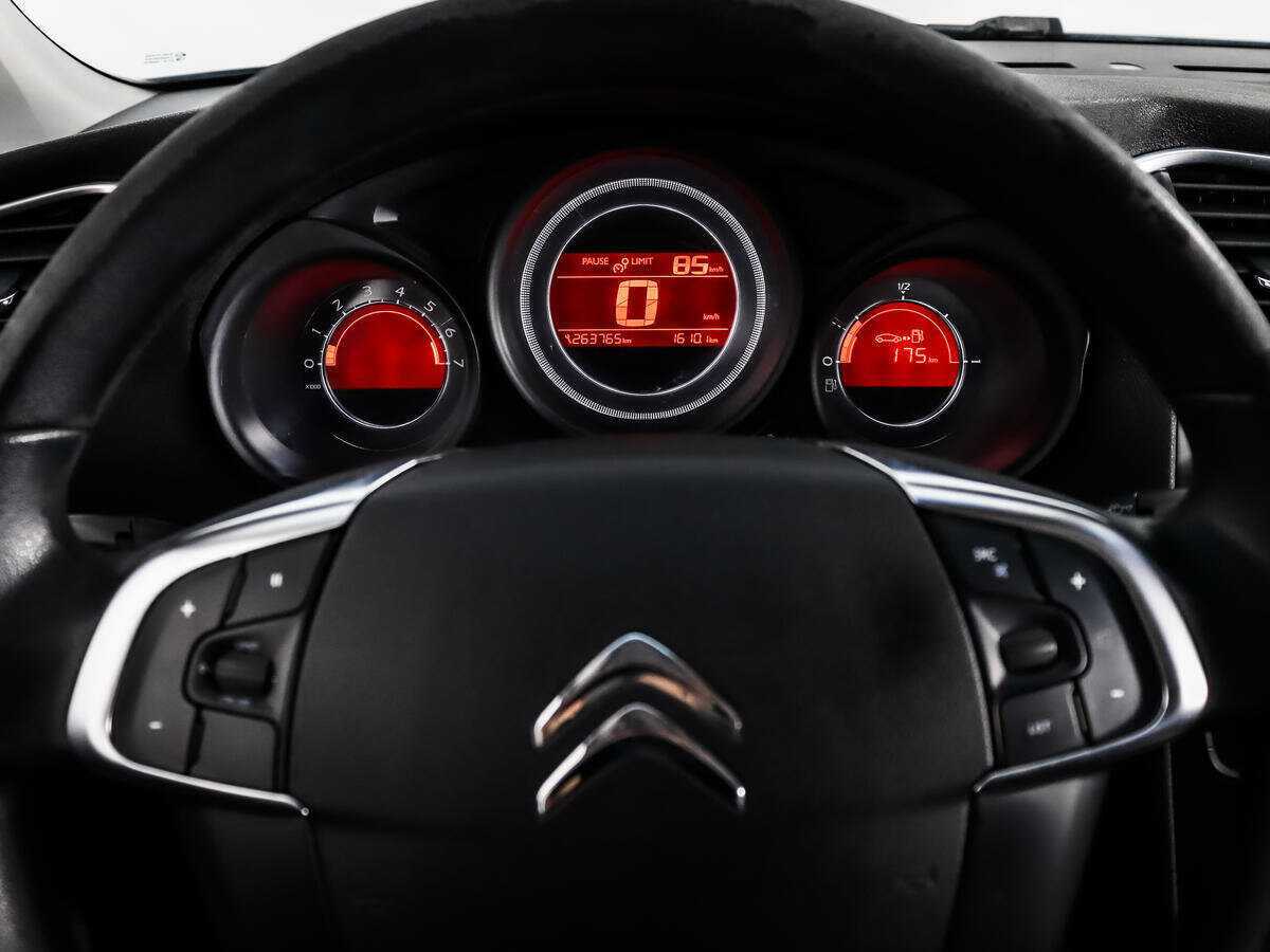 Ситроен Ц4 б/у, 2012, Механическая. Фото: #14