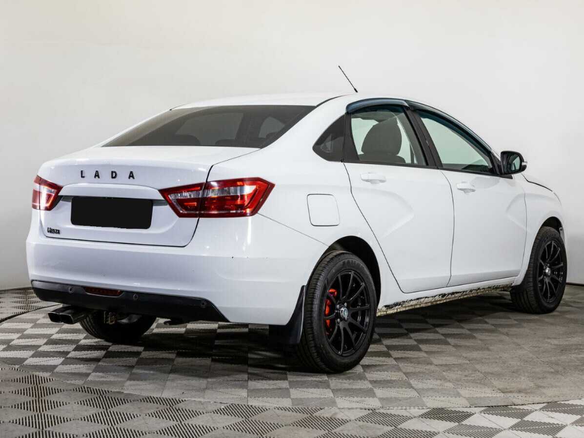 Лада (ВАЗ) Веста б/у, 2017, Механическая. Фото: #4