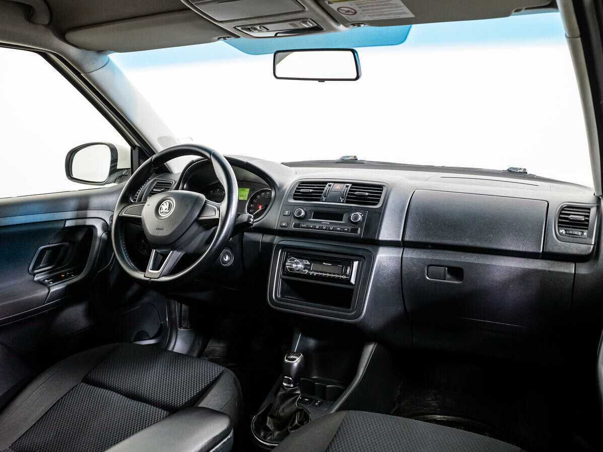 Шкода Фабия б/у, 2013, Механическая. Фото: #8