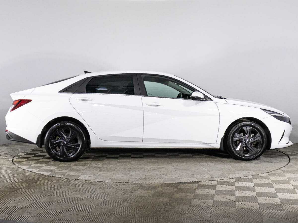 Хендай Елантра б/у, 2021, Автоматическая. Фото: #3