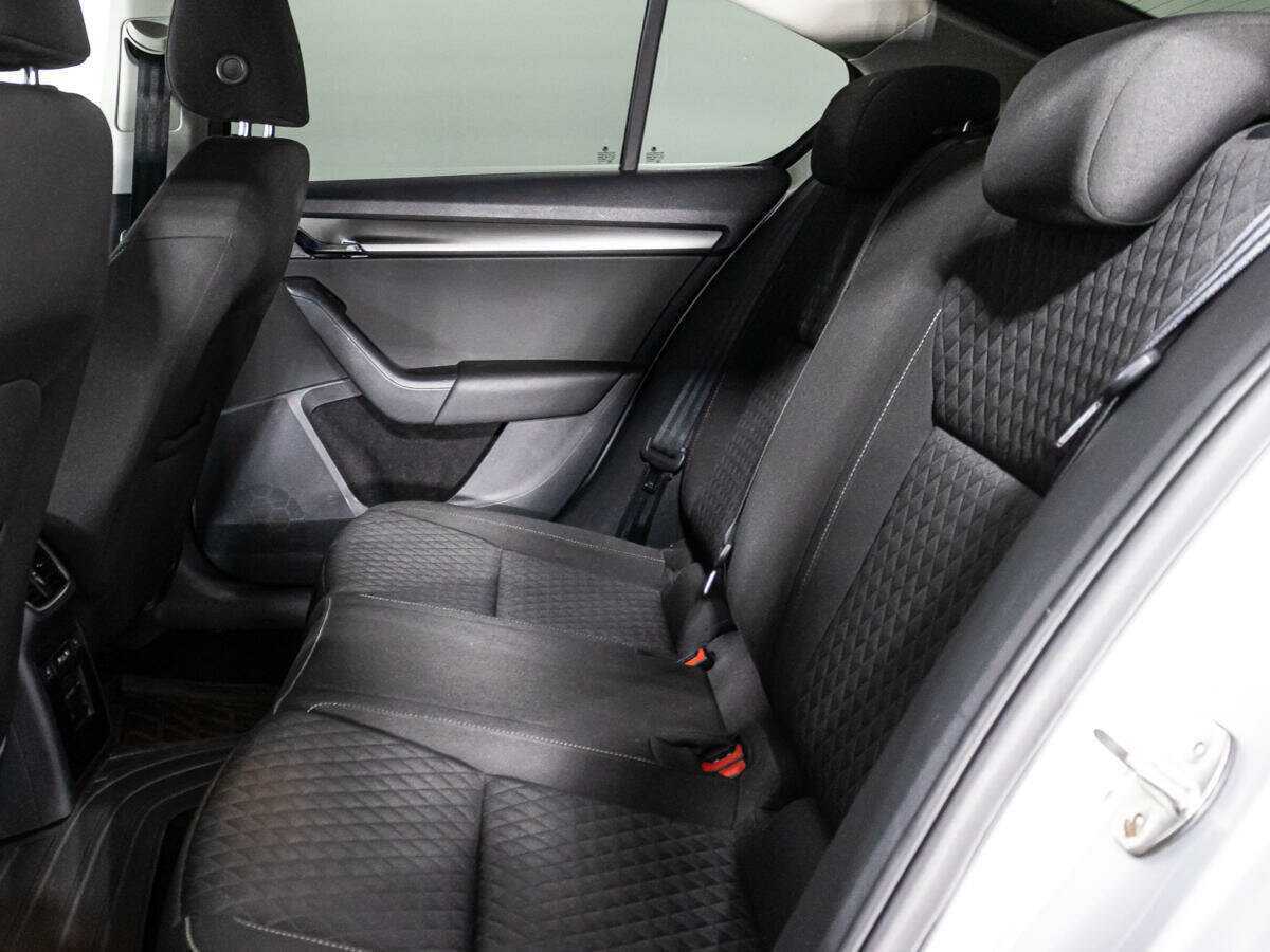 Шкода Октавия б/у, 2018, Механическая. Фото: #9