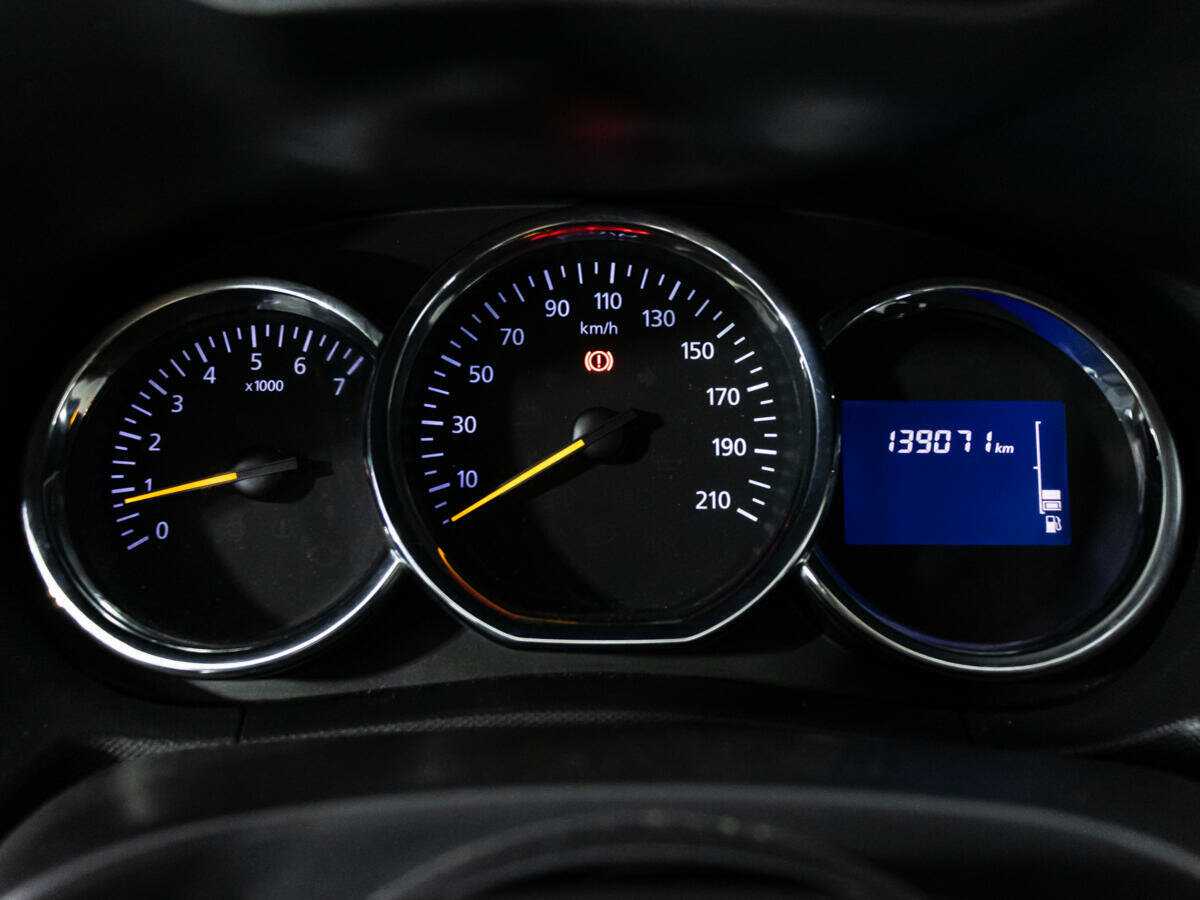 Рено Дастер б/у, 2016, Механическая. Фото: #11