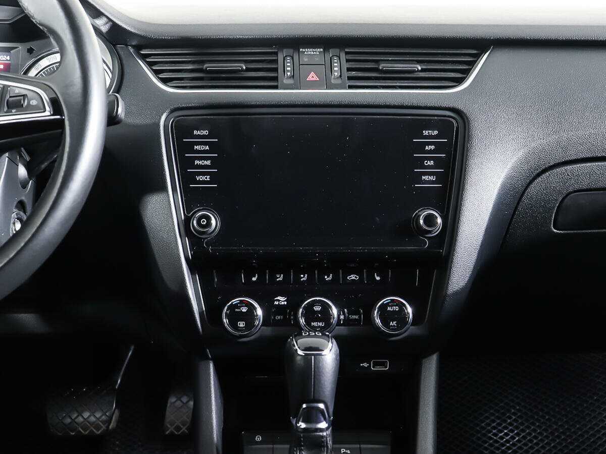 Шкода Октавия б/у, 2018, Роботизированная. Фото: #13