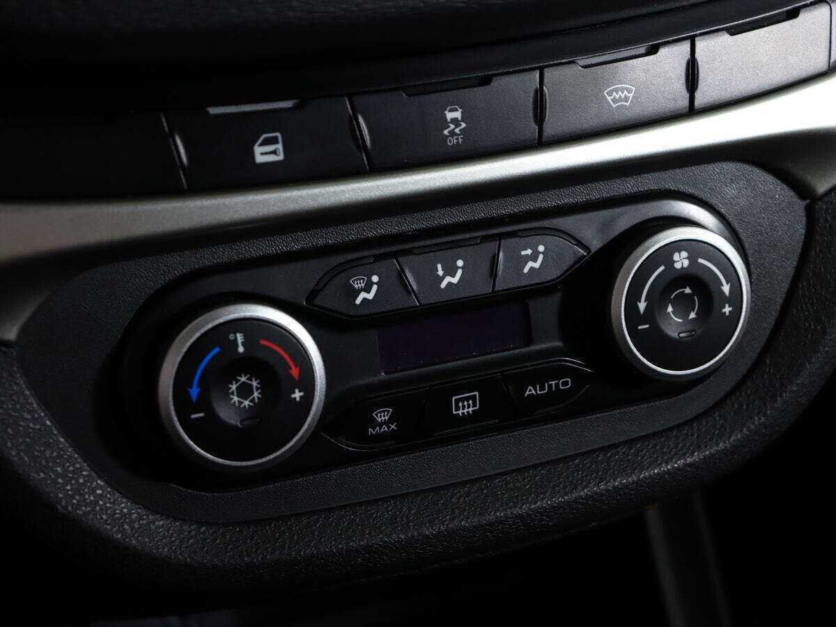 Лада (ВАЗ) Веста б/у, 2019, Механическая. Фото: #16