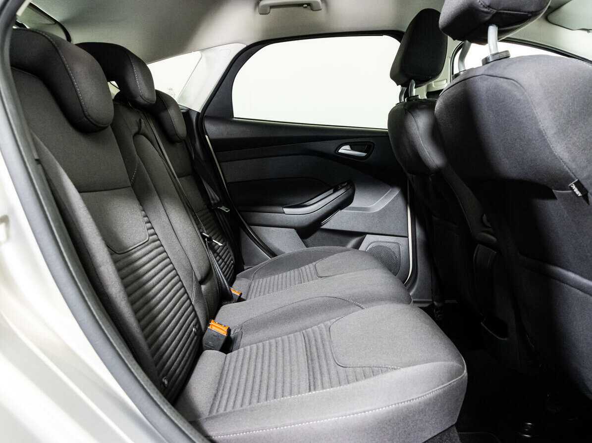 Форд Фокус б/у, 2017, Роботизированная. Фото: #12