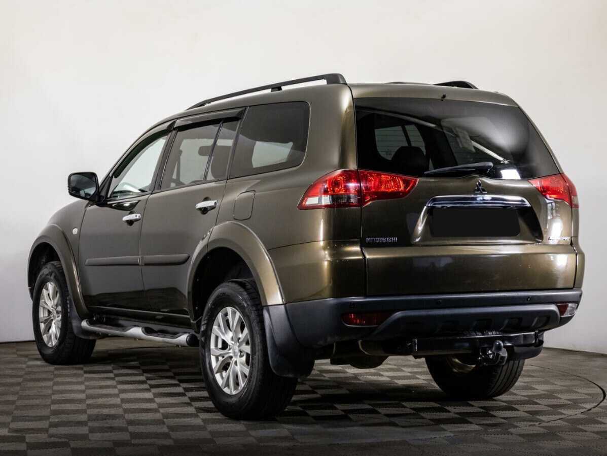 Митсубиши Паджеро Спорт б/у, 2015, Автоматическая. Фото: #6