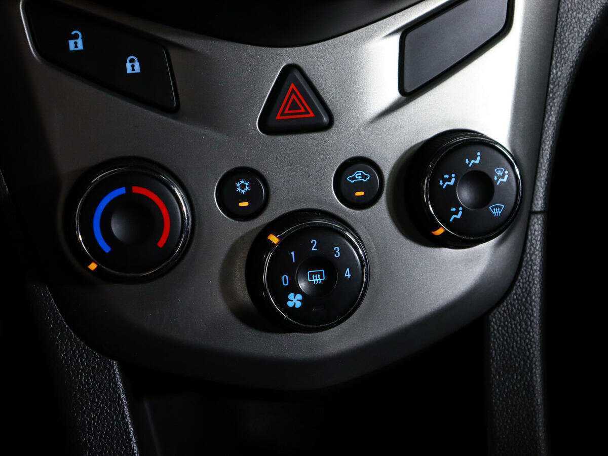 Шевроле Авео б/у, 2012, Механическая. Фото: #13