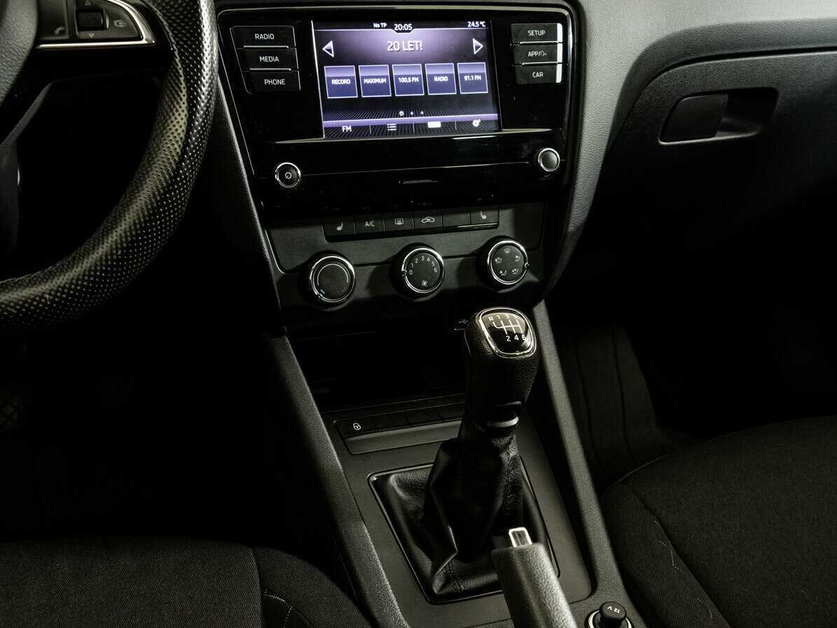 Шкода Октавия б/у, 2018, Механическая. Фото: #11