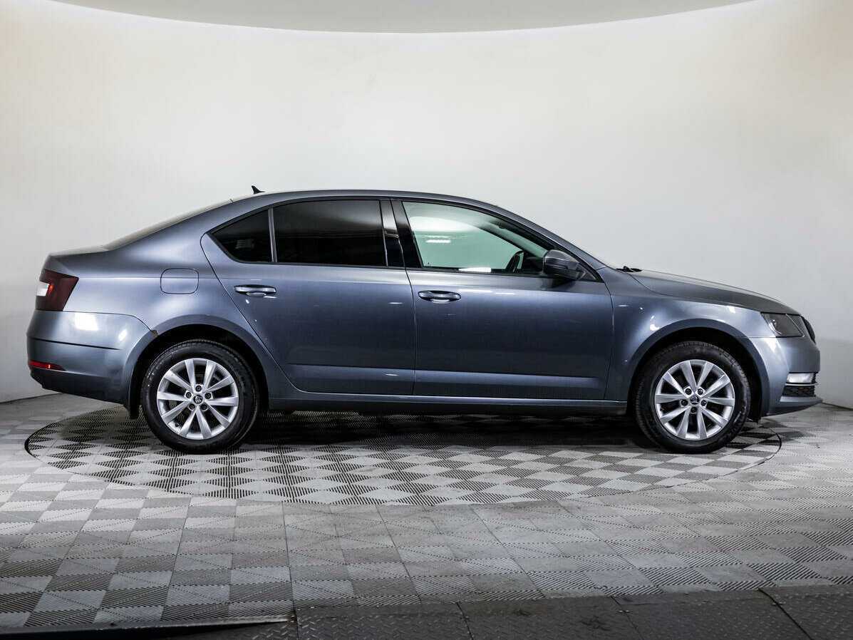 Шкода Октавия б/у, 2017, Роботизированная. Фото: #3