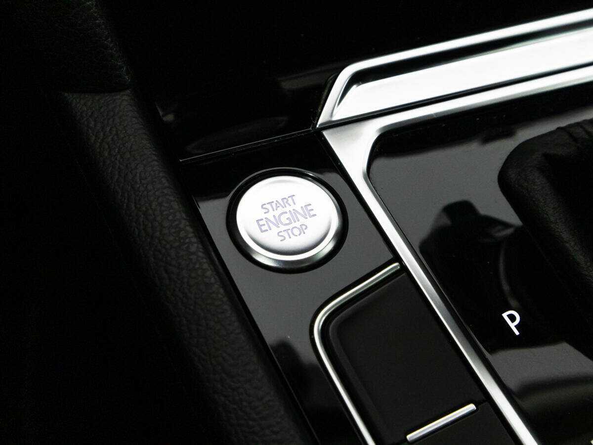 Фольксваген Пассат б/у, 2017, Роботизированная. Фото: #16