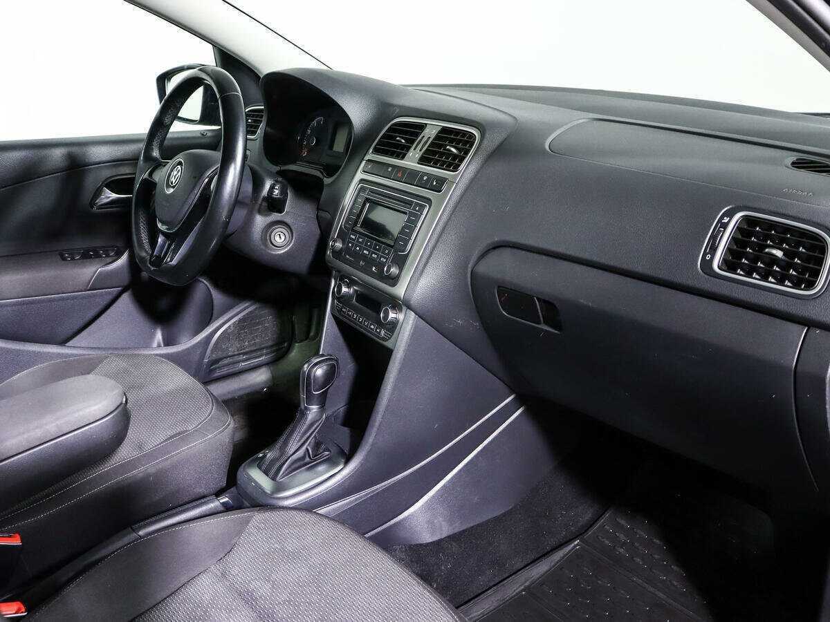 Фольксваген Поло б/у, 2016, Автоматическая. Фото: #8