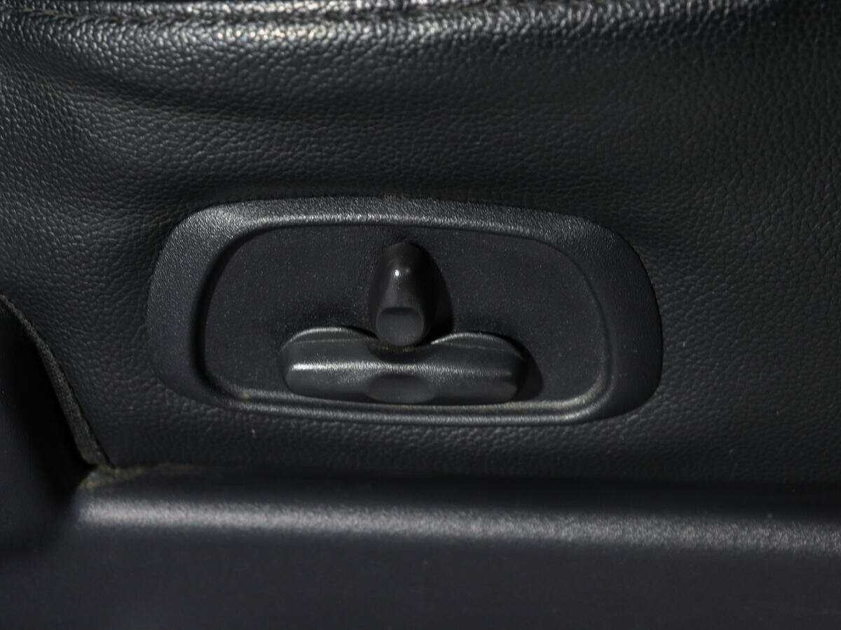 Митсубиши Паджеро б/у, 2012, Автоматическая. Фото: #13