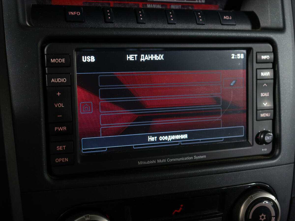 Митсубиши Паджеро б/у, 2012, Автоматическая. Фото: #21