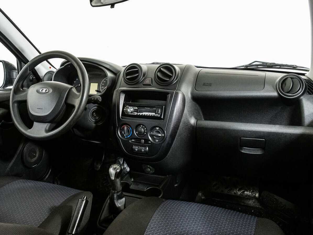 Лада (ВАЗ) Гранта б/у, 2012, Механическая. Фото: #7