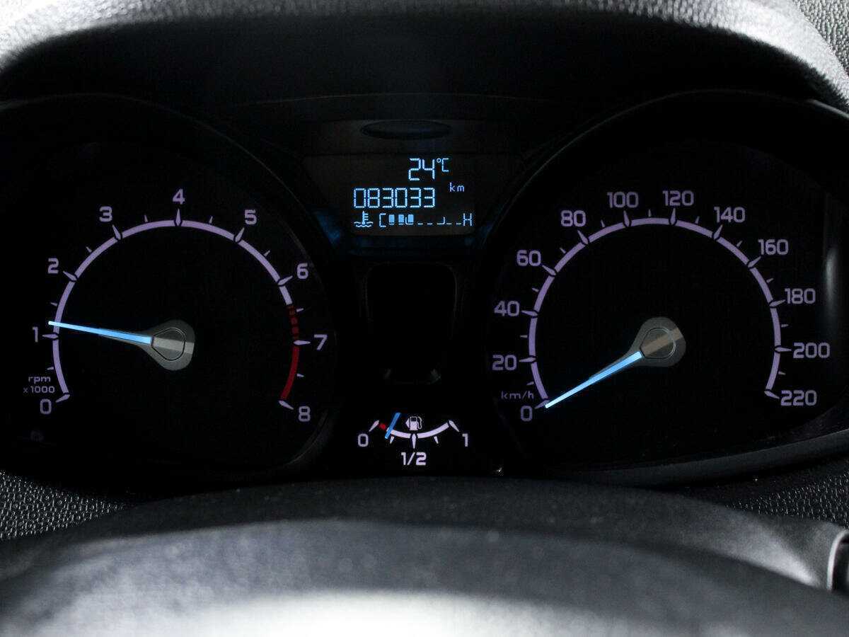 Форд ЭкоСпорт б/у, 2015, Механическая. Фото: #10