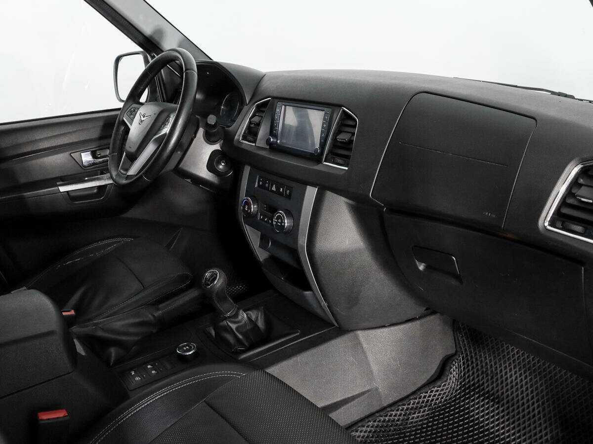 УАЗ Патриот б/у, 2016, Механическая. Фото: #12