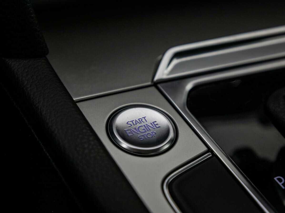 Фольксваген Пассат б/у, 2016, Роботизированная. Фото: #13