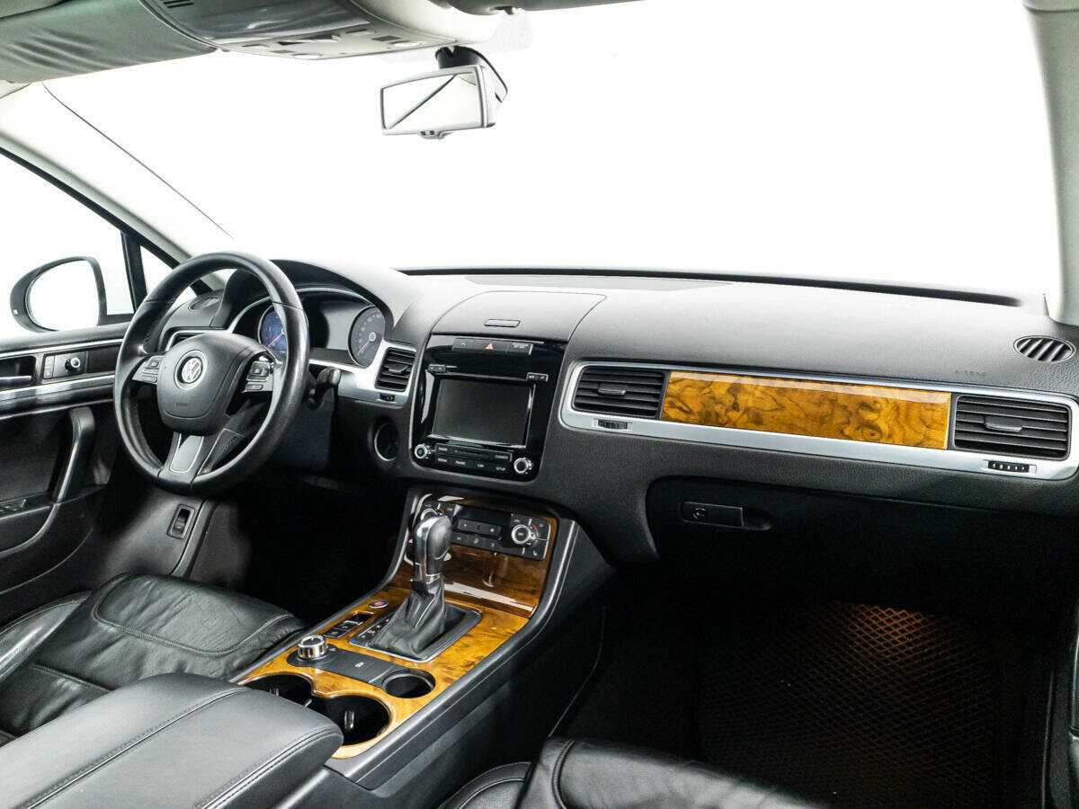 Фольксваген Туарег б/у, 2013, Автоматическая. Фото: #8