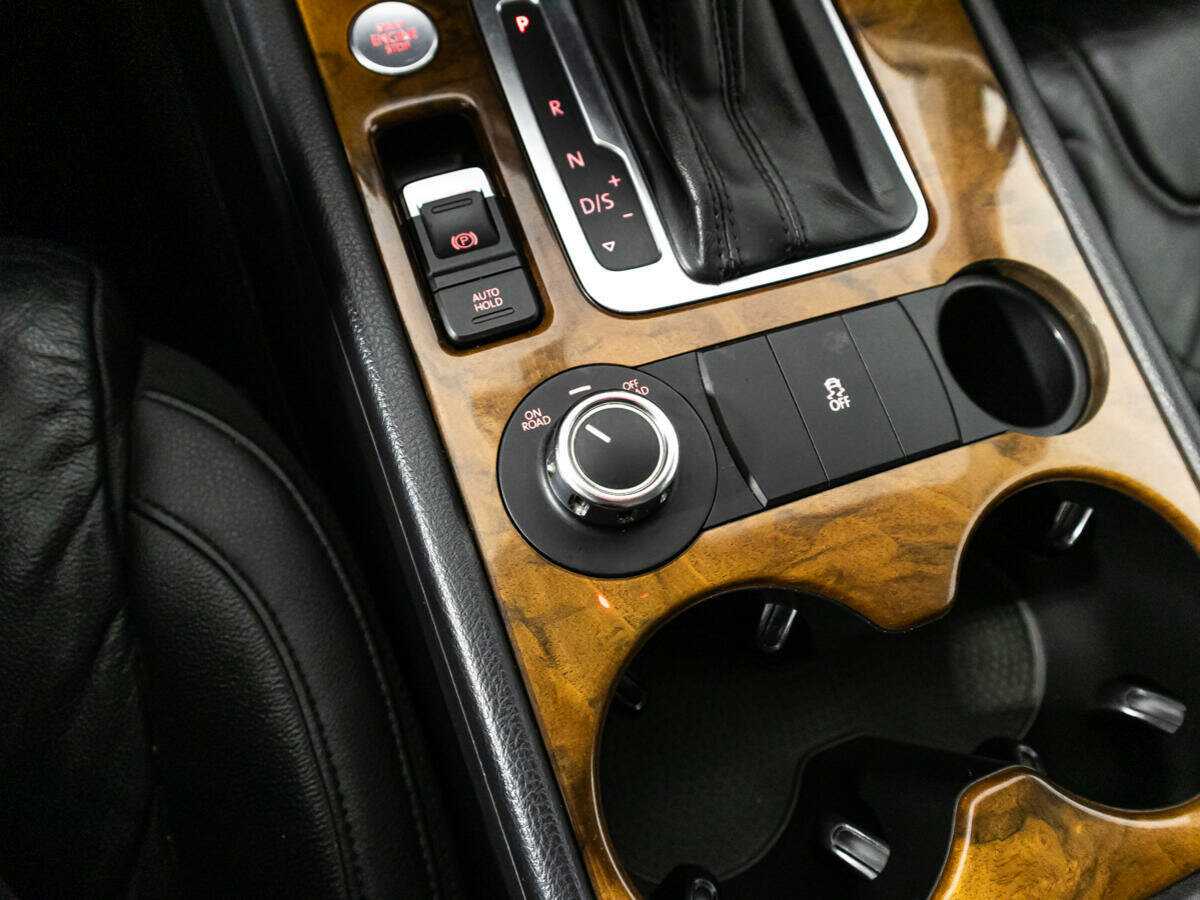 Фольксваген Туарег б/у, 2013, Автоматическая. Фото: #19