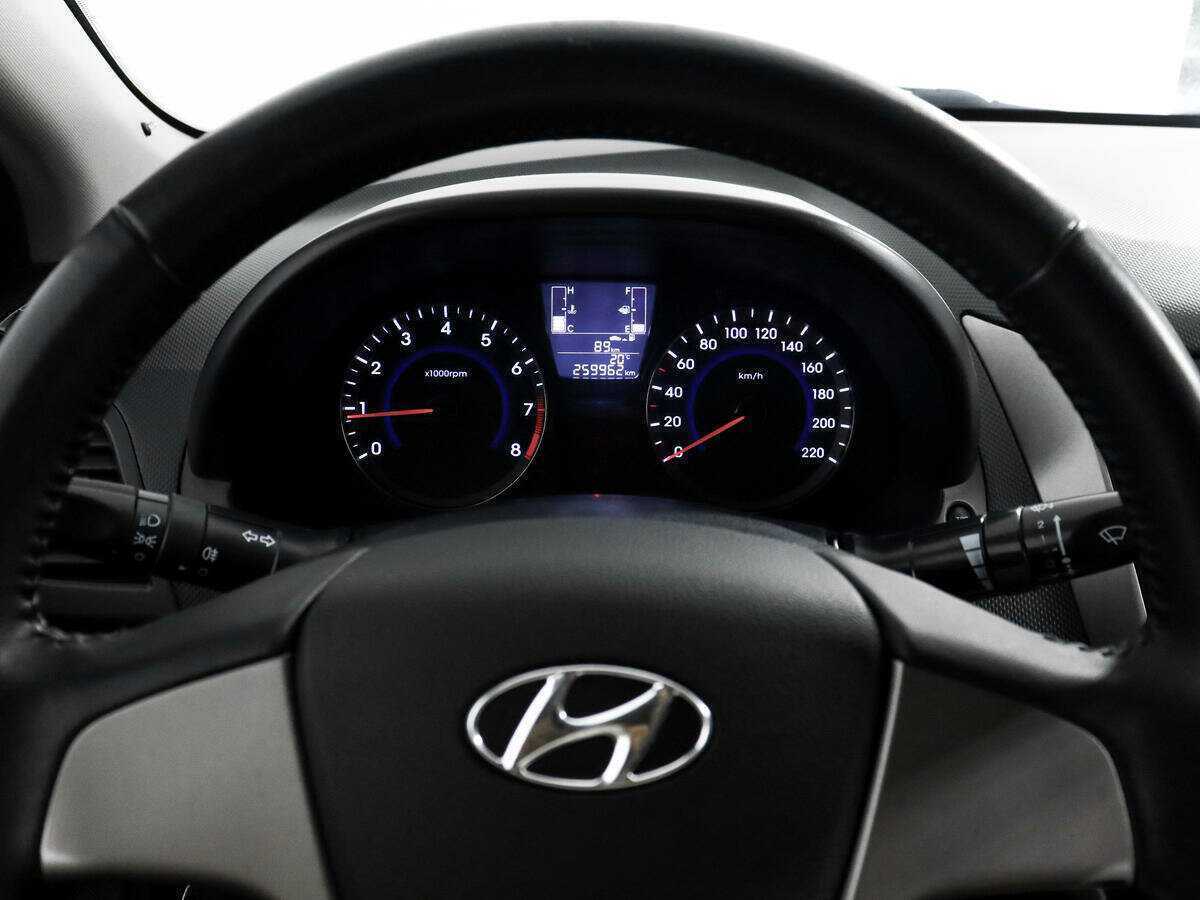 Хендай Солярис б/у, 2014, Механическая. Фото: #14