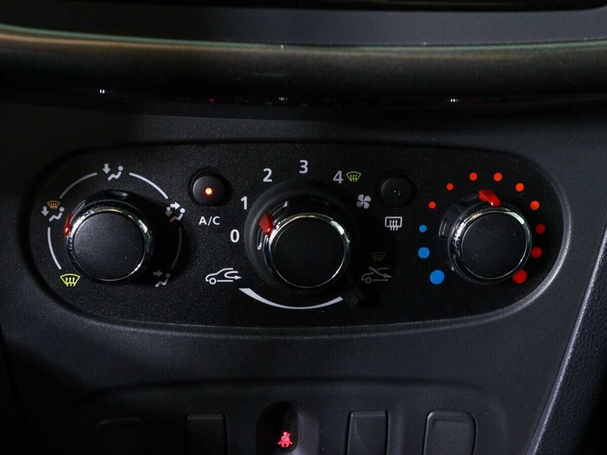 Рено Логан б/у, 2022, Автоматическая. Фото: #12