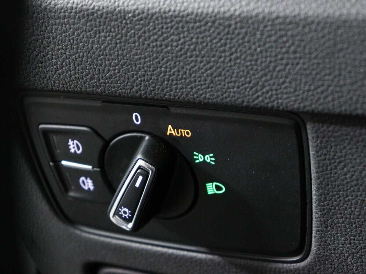 Фольксваген Пассат б/у, 2019, Роботизированная. Фото: #18