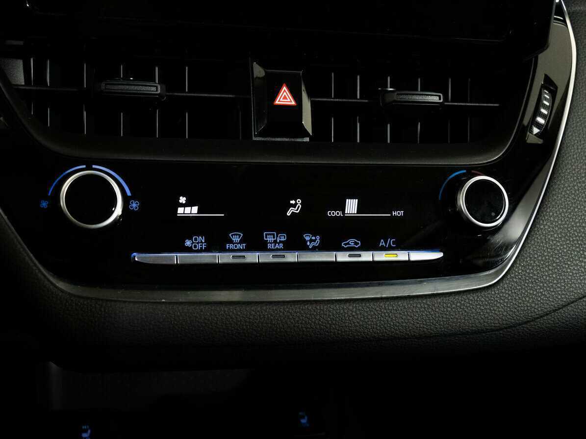 Тойота Королла б/у, 2020, Механическая. Фото: #15