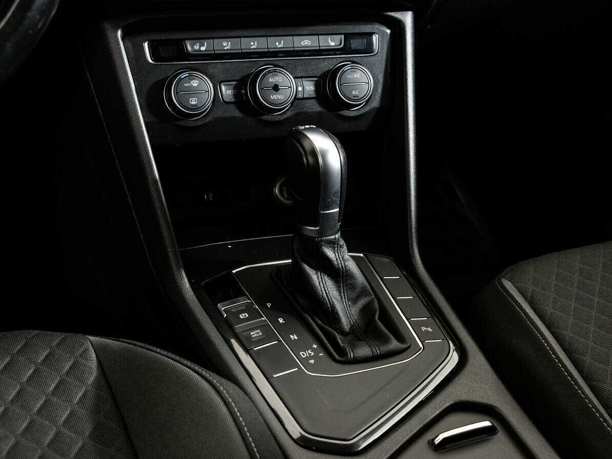 Фольксваген Тигуан б/у, 2017, Роботизированная. Фото: #8