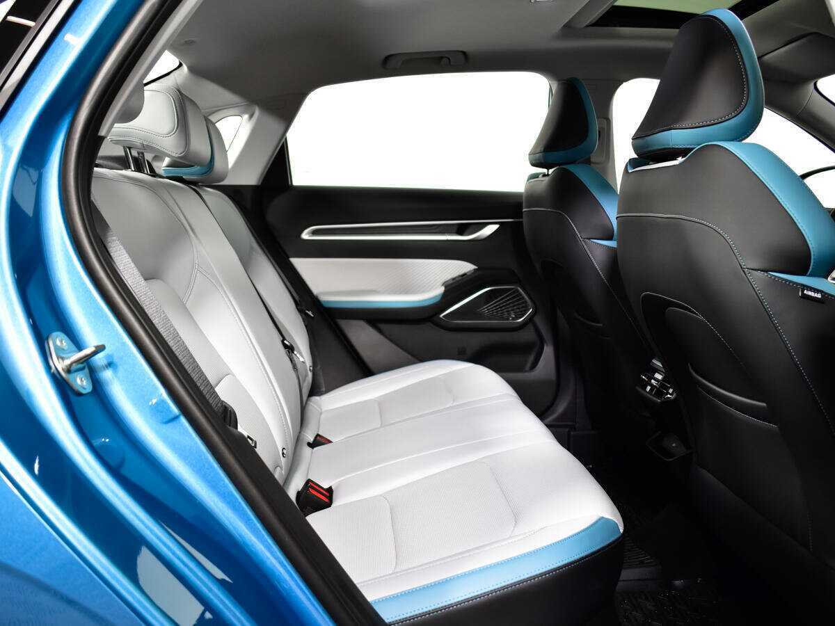 Джили Эмгранд б/у, 2023, Автоматическая. Фото: #9