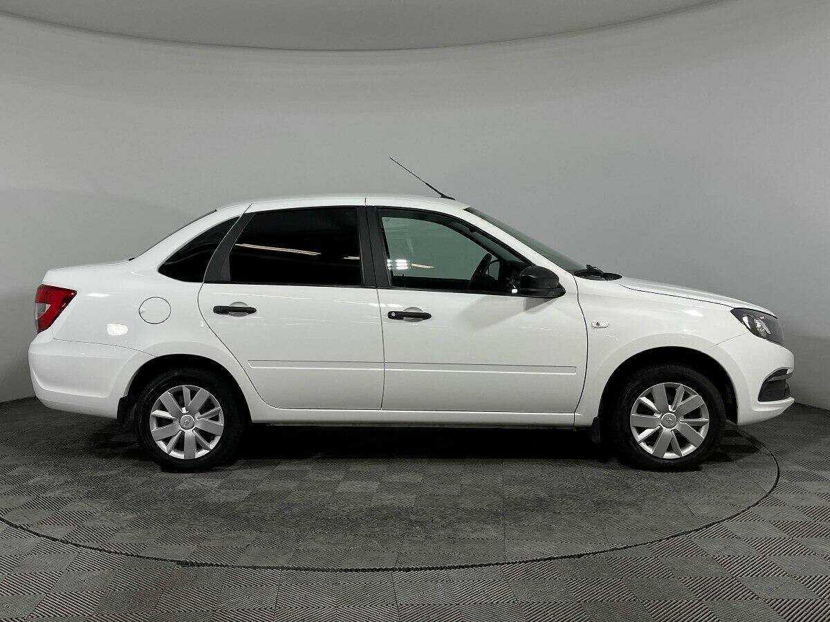 Лада (ВАЗ) Гранта б/у, 2021, Механическая. Фото: #3