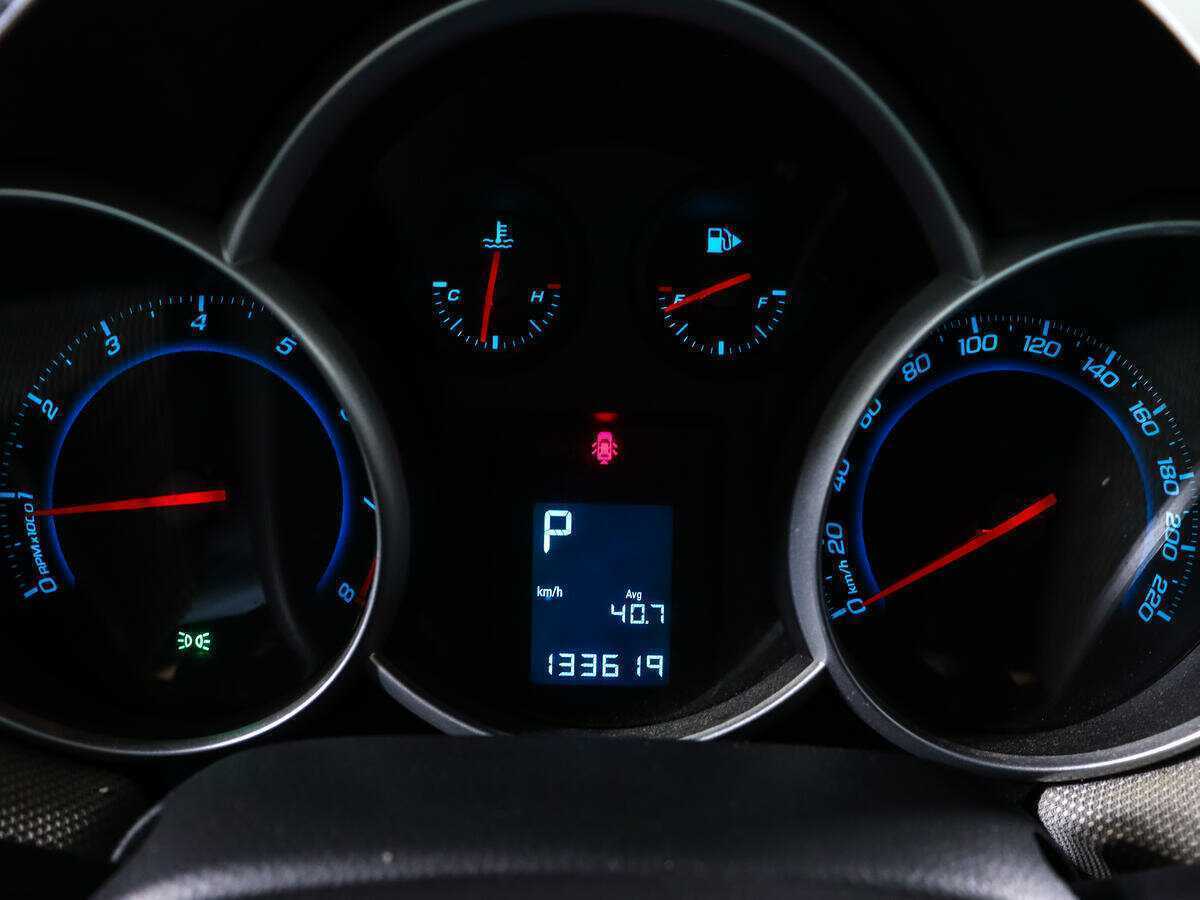 Шевроле Круз б/у, 2014, Автоматическая. Фото: #8