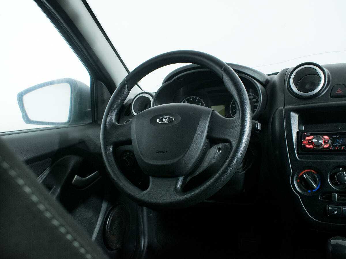 Лада (ВАЗ) Гранта б/у, 2015, Роботизированная. Фото: #13