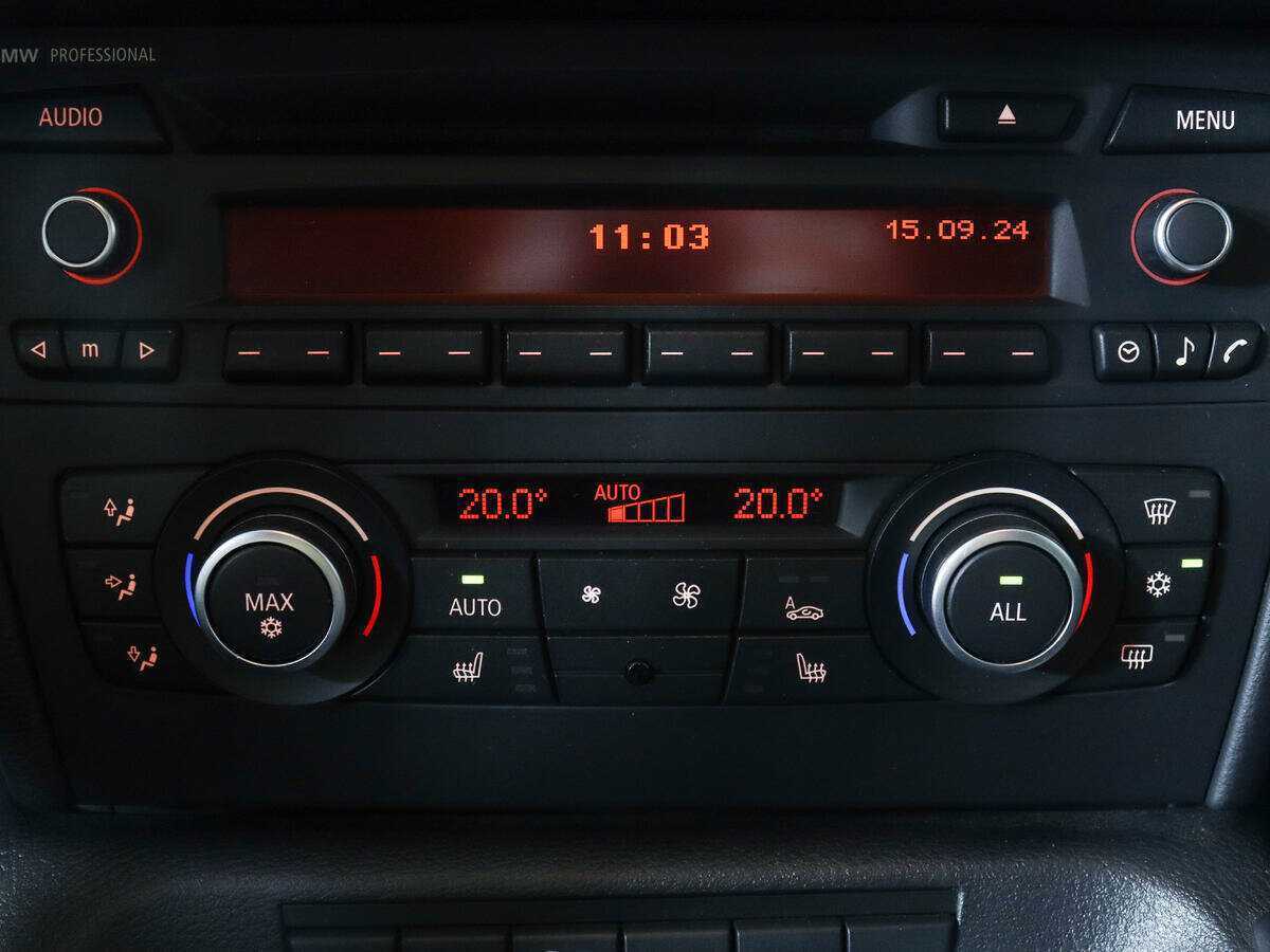 БМВ Икс1 б/у, 2012, Автоматическая. Фото: #14