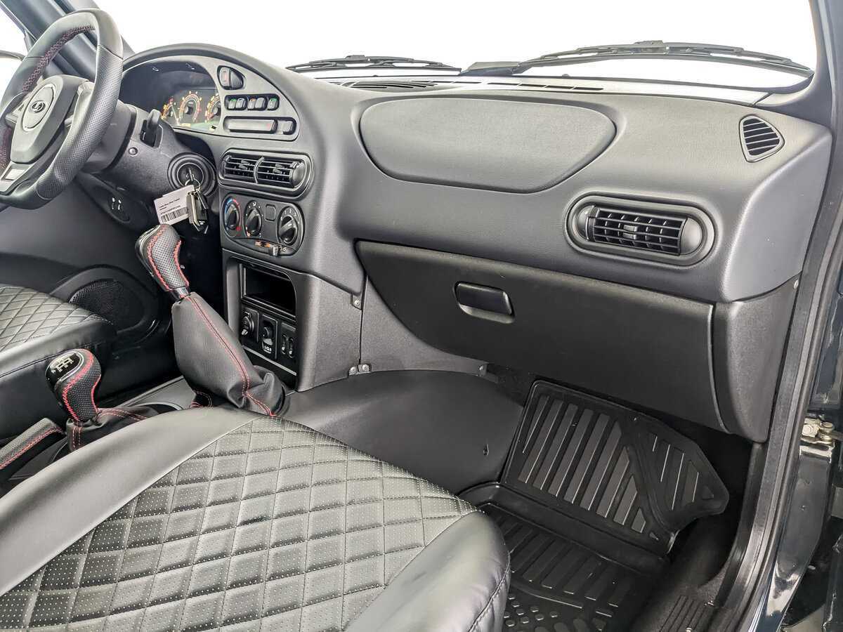 Лада (ВАЗ) Нива б/у, 2023, Механическая. Фото: #7