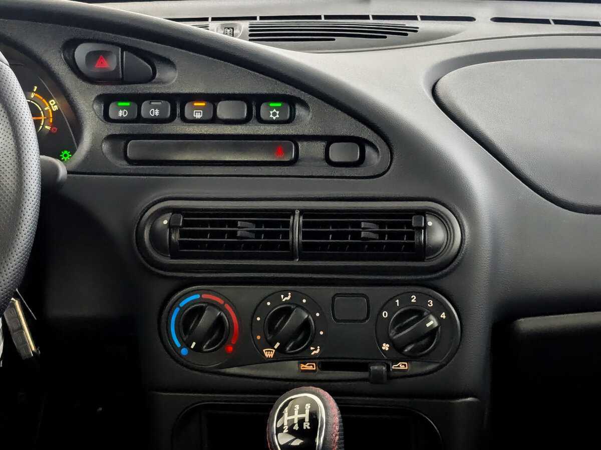 Лада (ВАЗ) Нива б/у, 2023, Механическая. Фото: #11