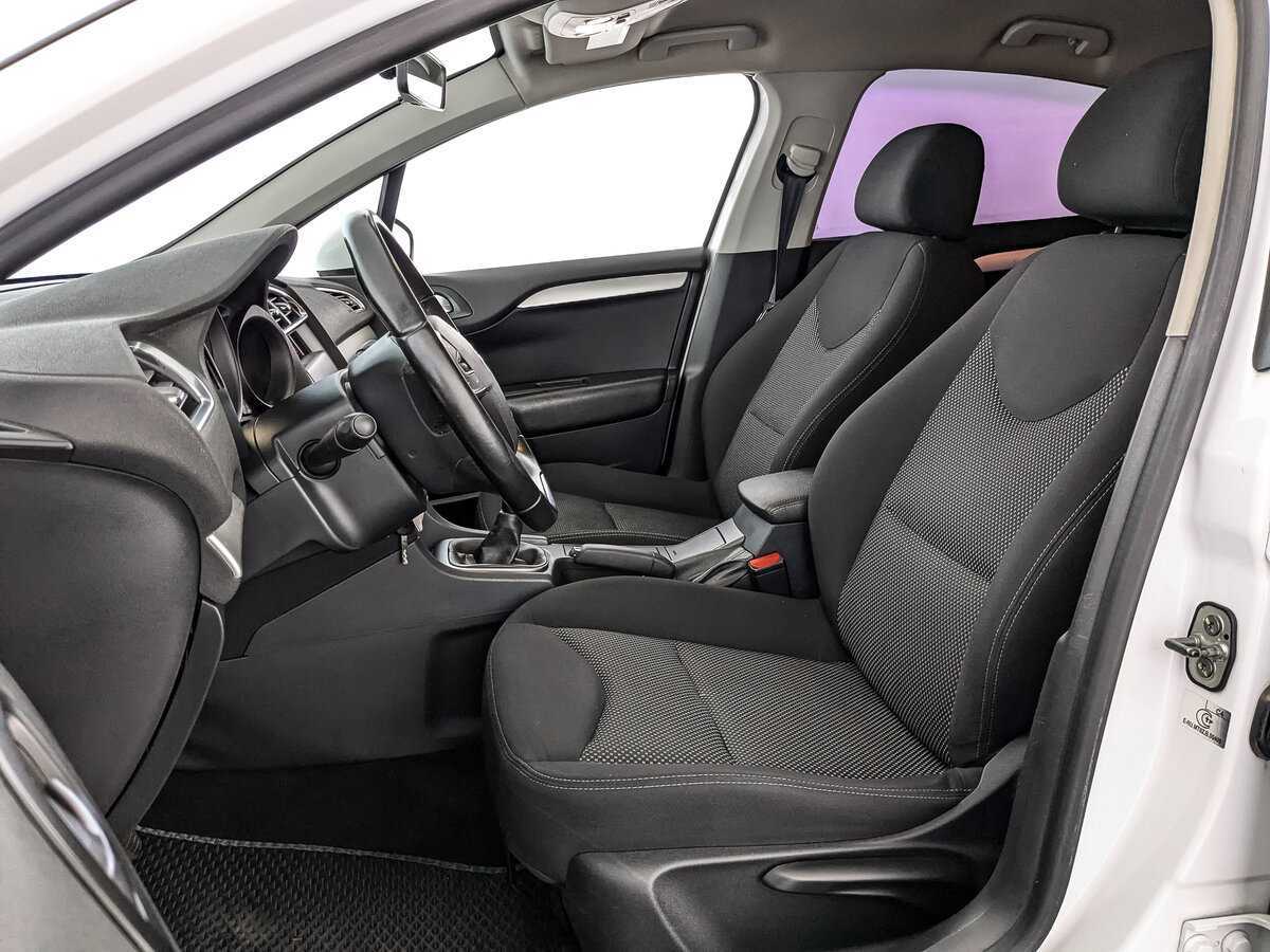 Ситроен Ц4 б/у, 2014, Механическая. Фото: #15