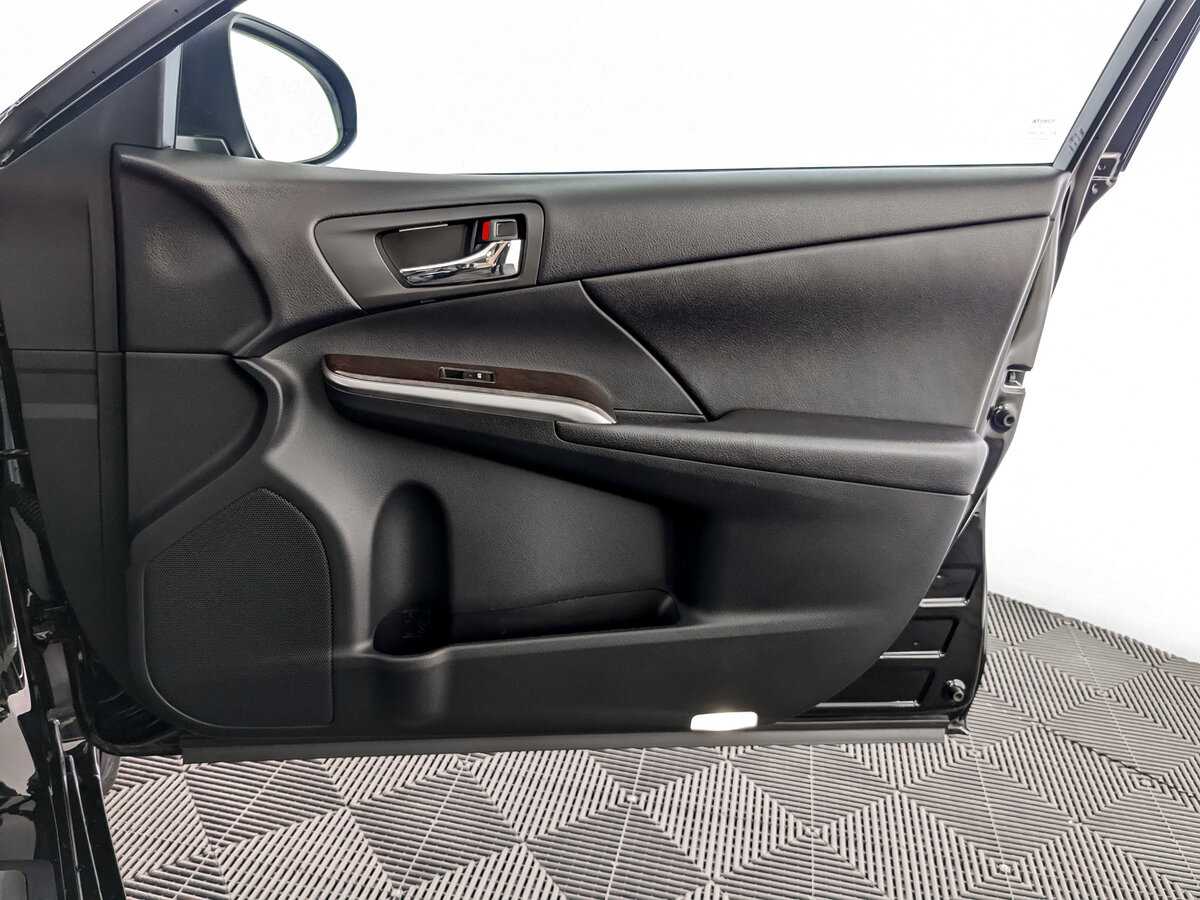 Тойота Камри б/у, 2016, Автоматическая. Фото: #20