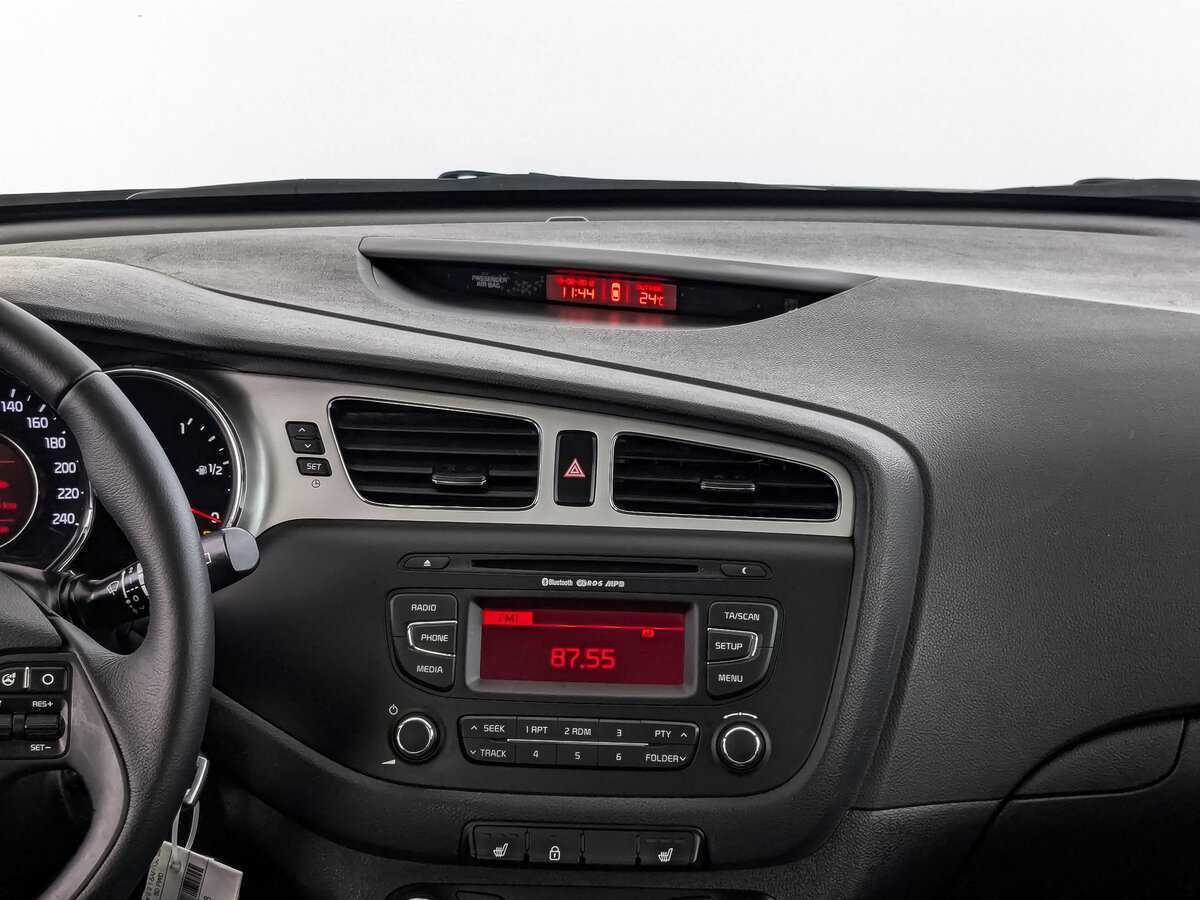 Киа Сид б/у, 2015, Механическая. Фото: #12