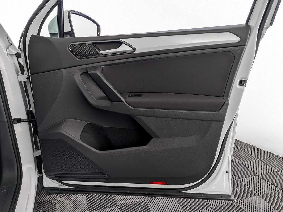 Фольксваген Тигуан б/у, 2017, Роботизированная. Фото: #19