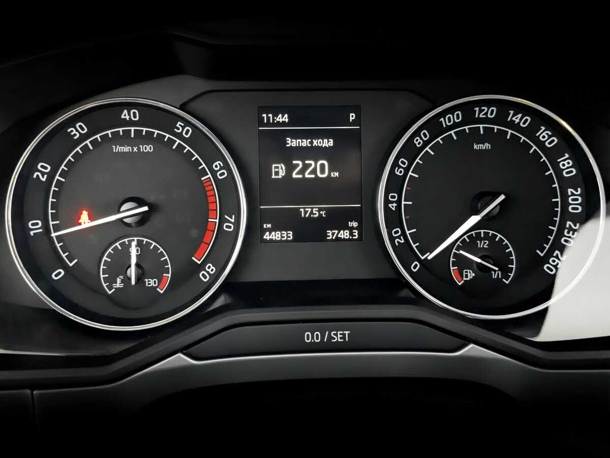 Шкода Суперб б/у, 2019, Роботизированная. Фото: #10