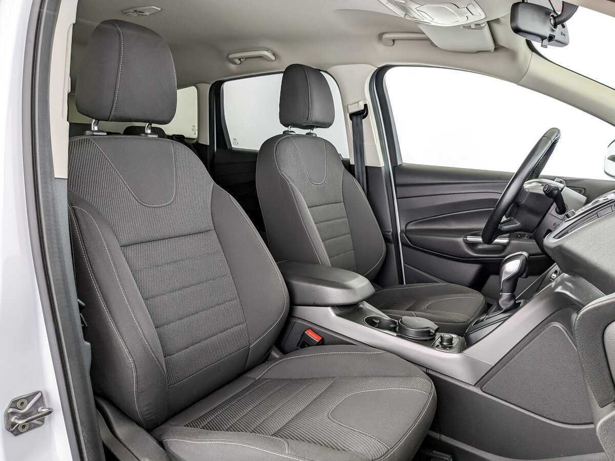 Форд Куга б/у, 2016, Автоматическая. Фото: #17