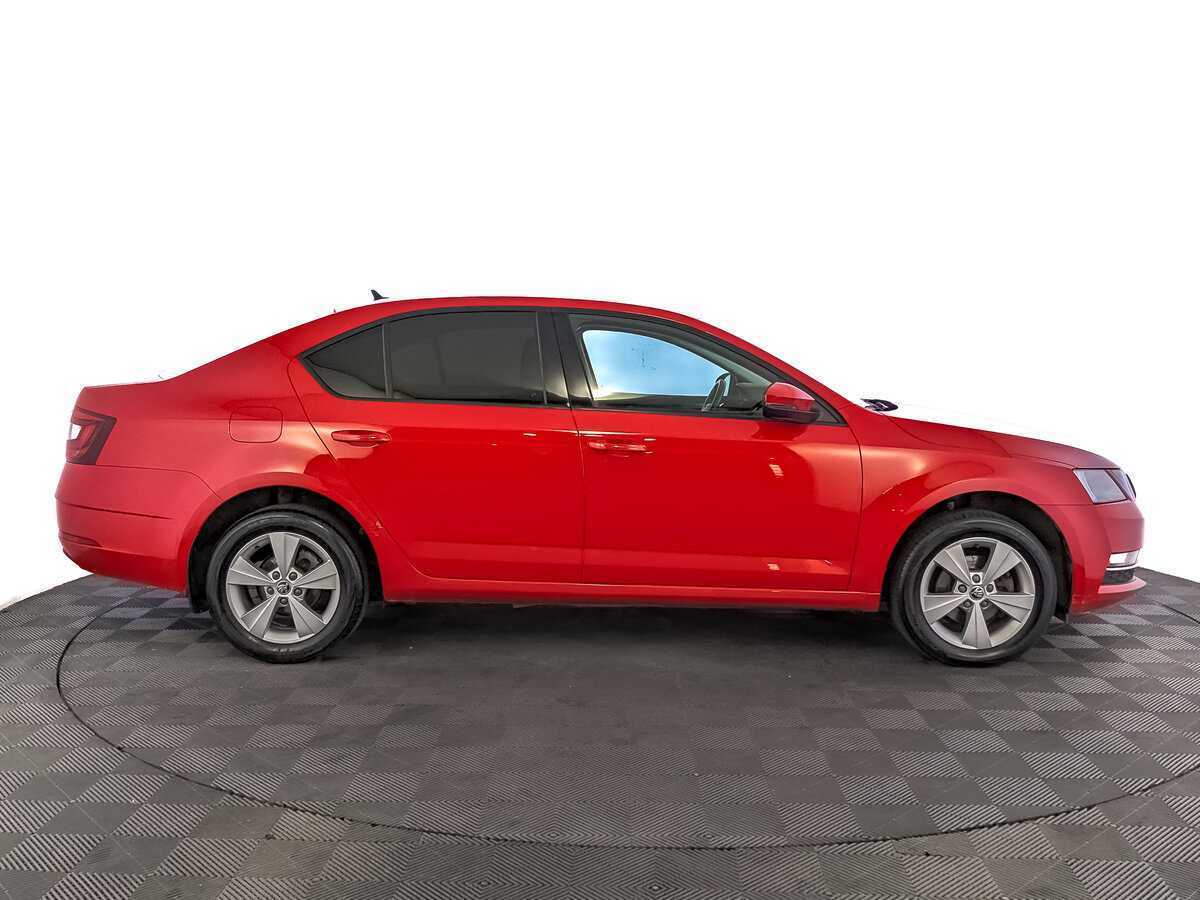 Шкода Октавия б/у, 2018, Автоматическая. Фото: #3