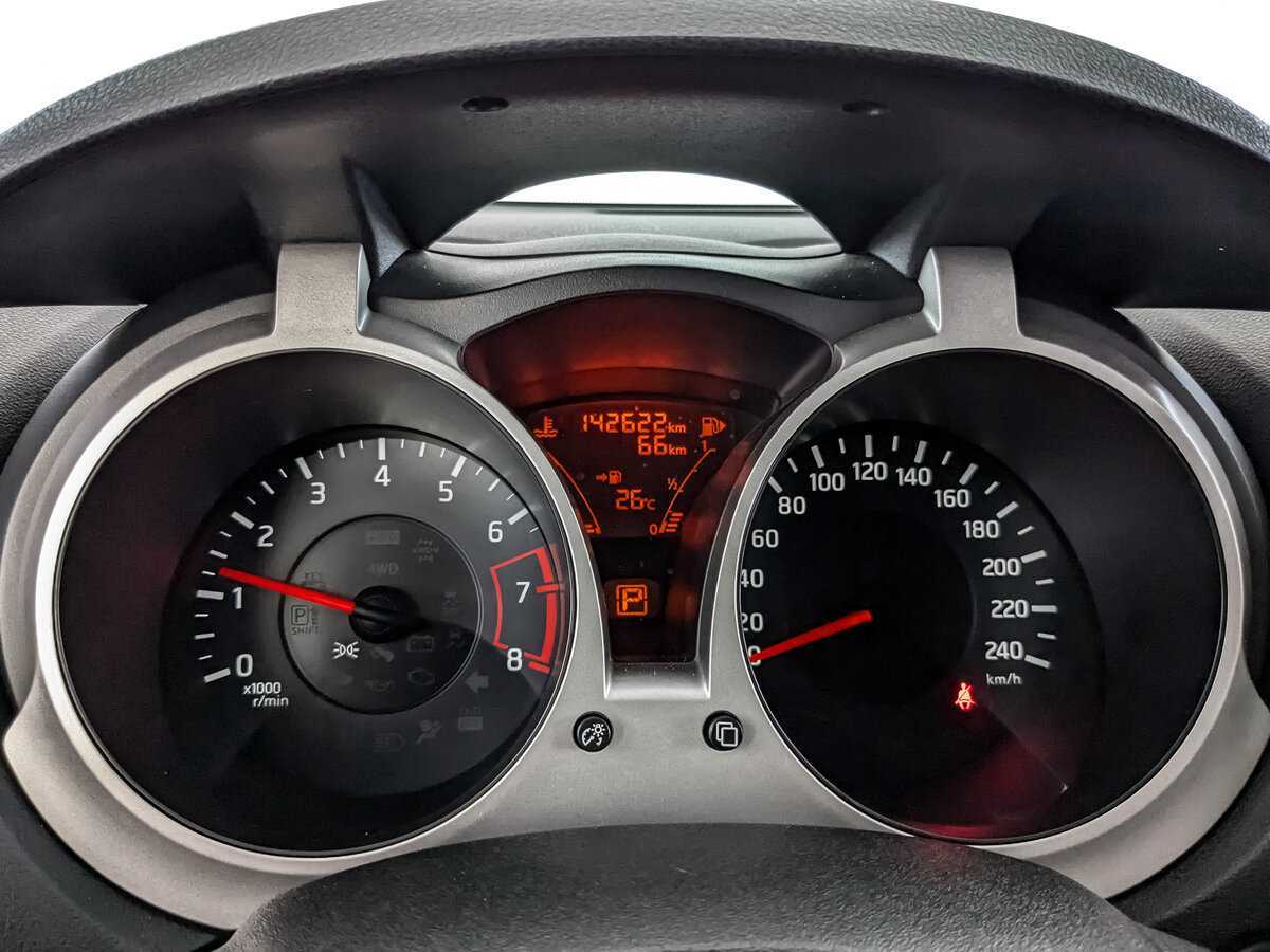 Ниссан Жук б/у, 2013, Вариатор. Фото: #11