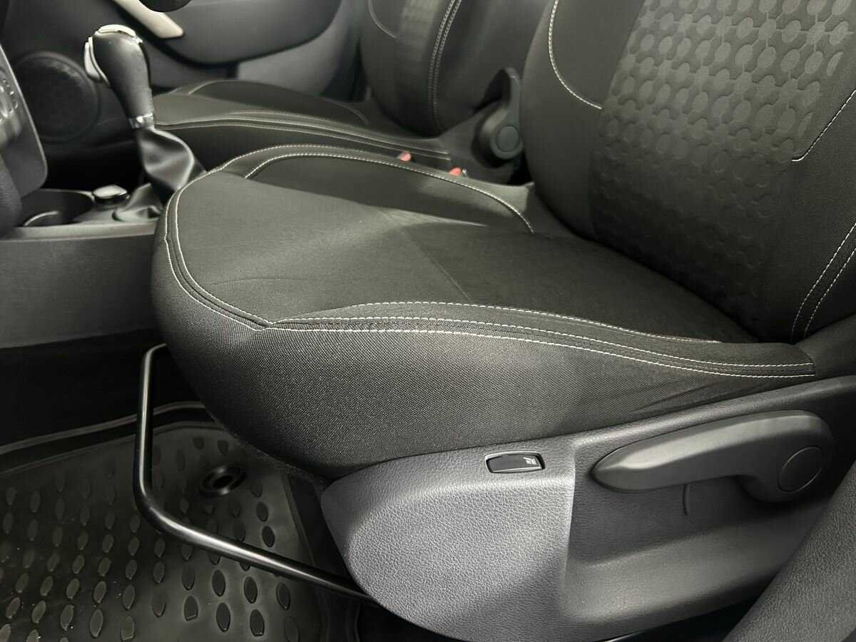 Рено Логан б/у, 2016, Автоматическая. Фото: #9