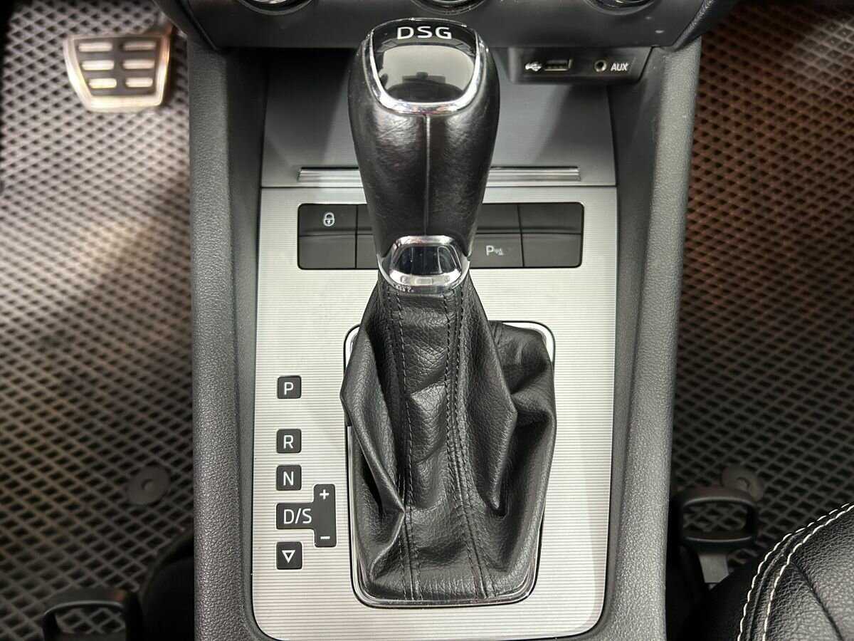 Шкода Октавия б/у, 2014, Роботизированная. Фото: #12