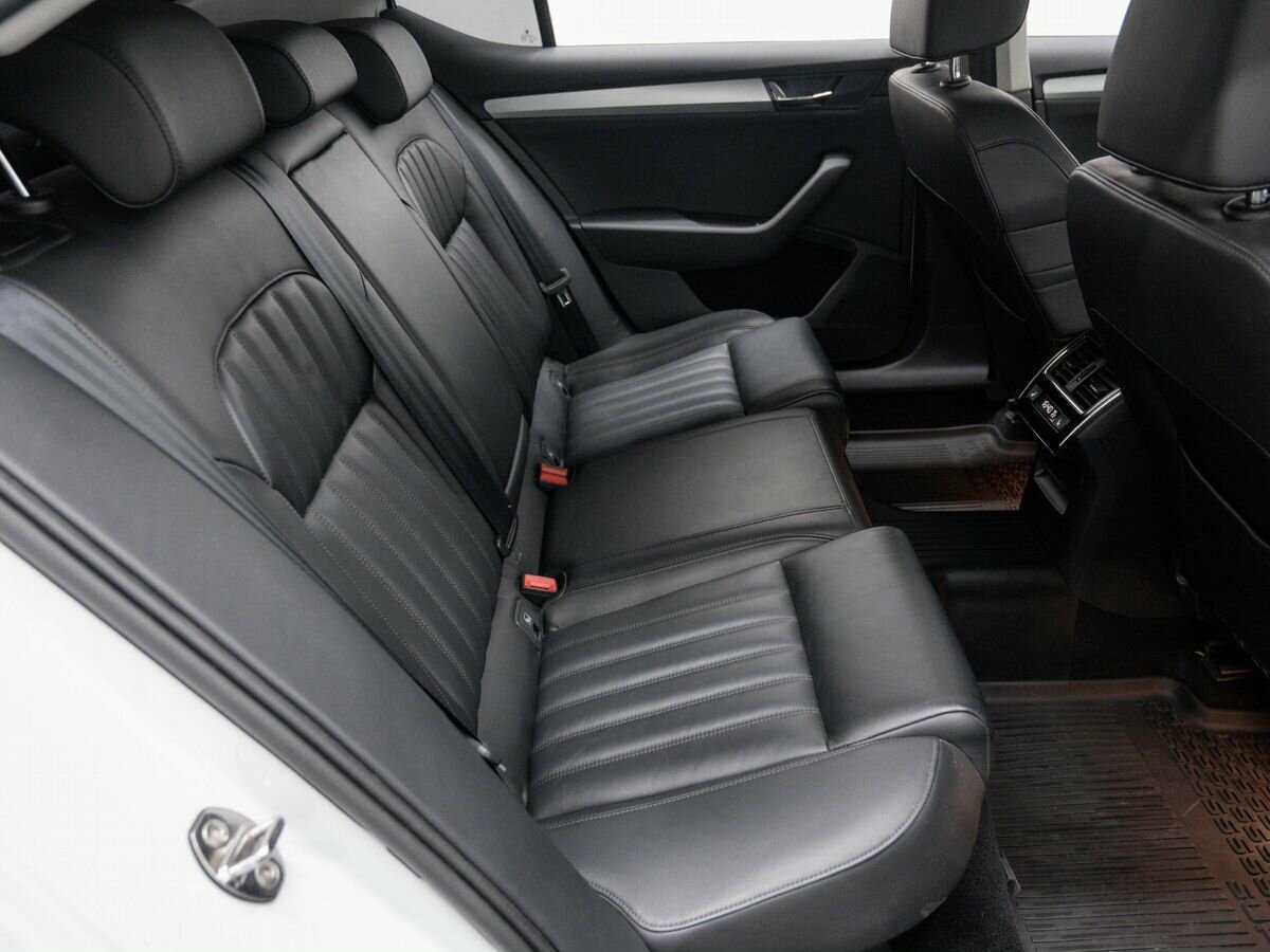 Шкода Суперб б/у, 2018, Роботизированная. Фото: #8