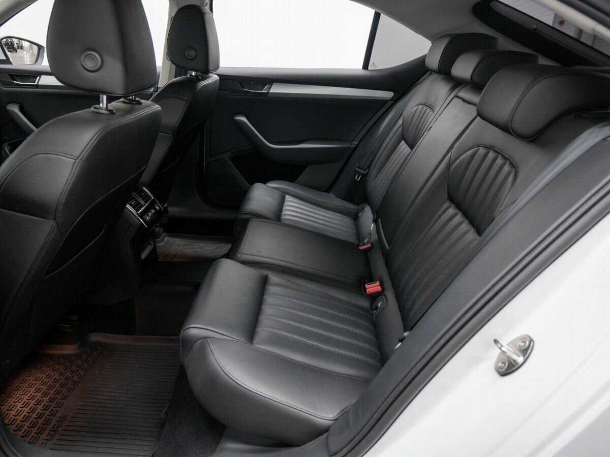 Шкода Суперб б/у, 2018, Роботизированная. Фото: #12