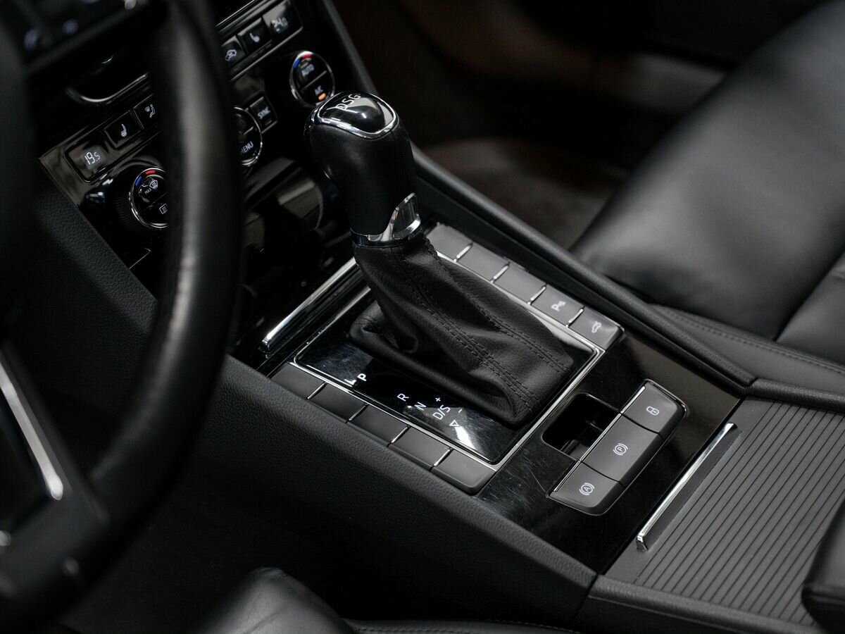 Шкода Суперб б/у, 2018, Роботизированная. Фото: #19